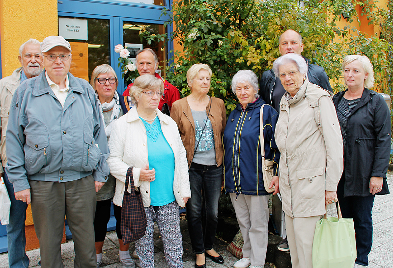 Bewohner Erich-Weinert-Straße 1 bis 4, Rostock Südstadt gegen Abriss und Neubau